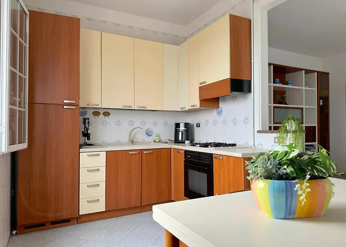 Amare - Sea Front Apartment