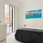 Amare - Sea Front Apartment *
